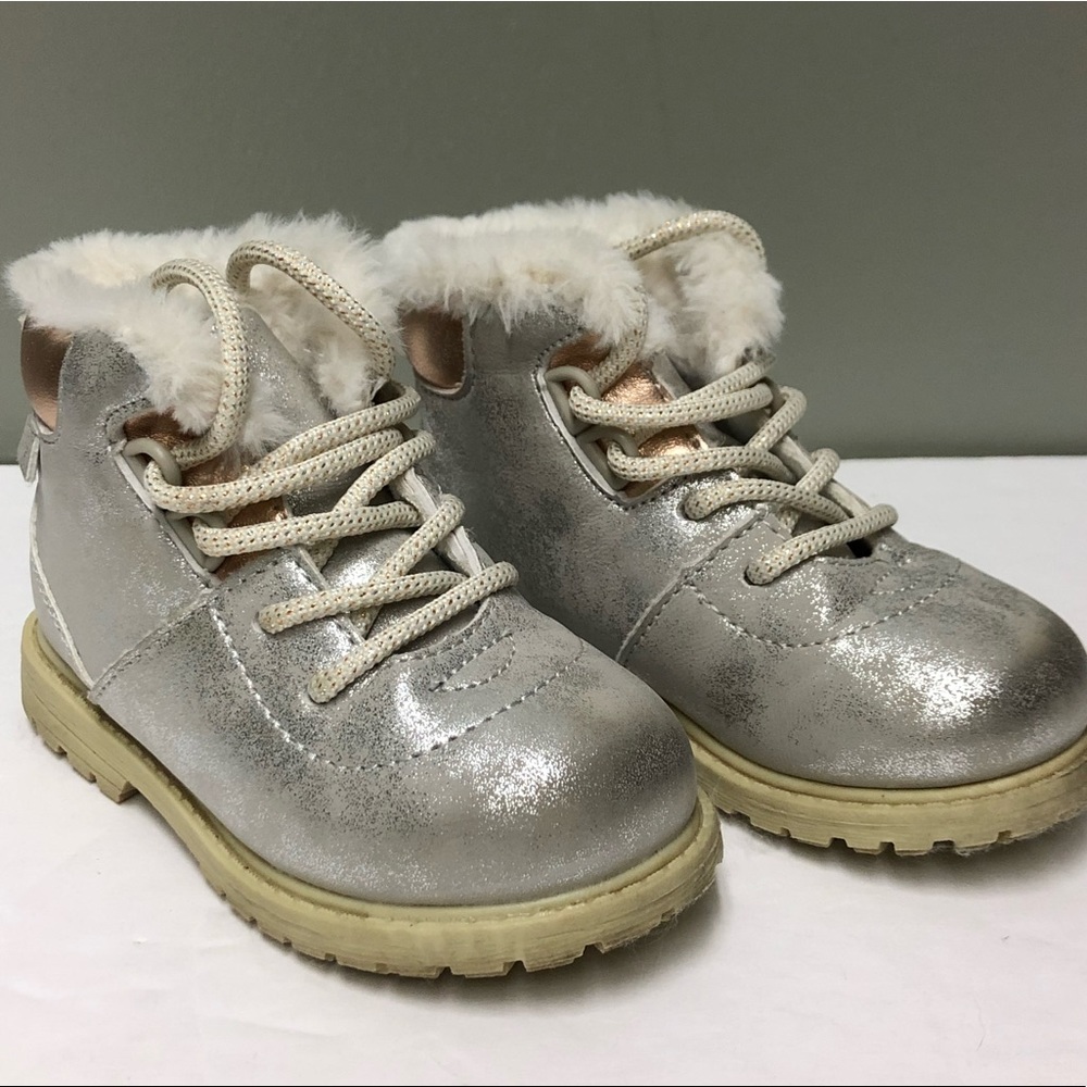 OshKosh Toddler Girls’ Lace-up Boots Snow Hiking 7